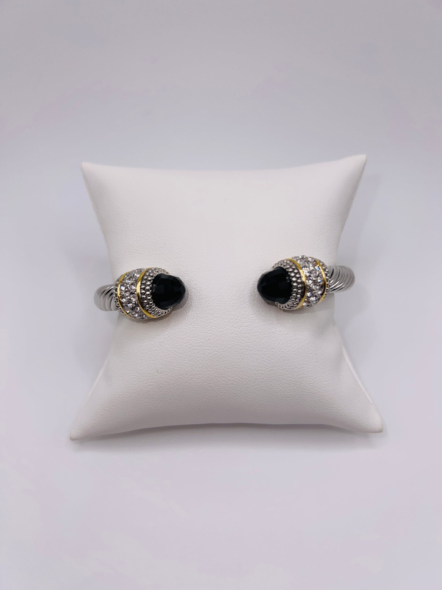 BLK Queen Cable Bangle