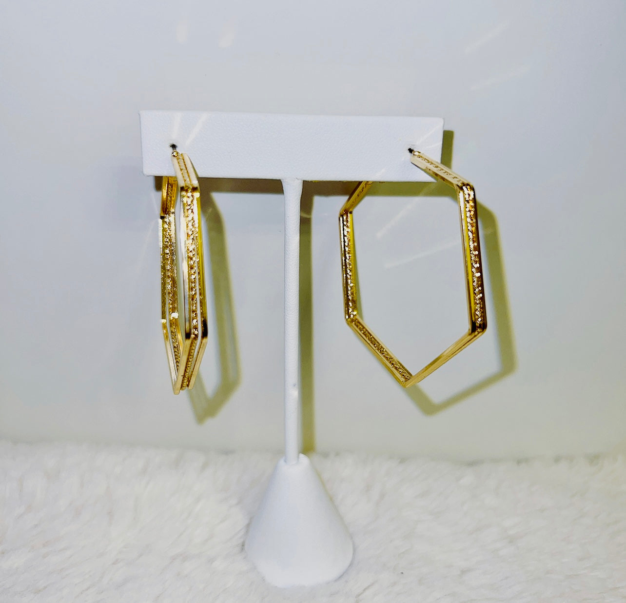 Color Me Gold Hexa Hoop