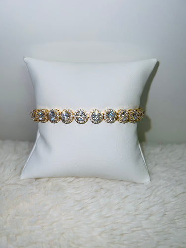 Round Her Halo Tennis Bracelet