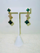 Load image into Gallery viewer, Cute Clovers Dangle Earrings