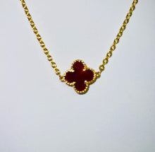 Load image into Gallery viewer, Clover Necklace