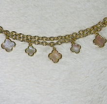 Load image into Gallery viewer, Clover Charm Bracelet