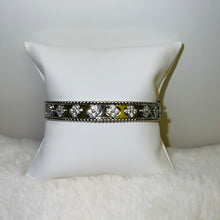 Load image into Gallery viewer, Love Me Clover Bangles