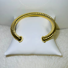 Load image into Gallery viewer, Goldie Twisted Bangle